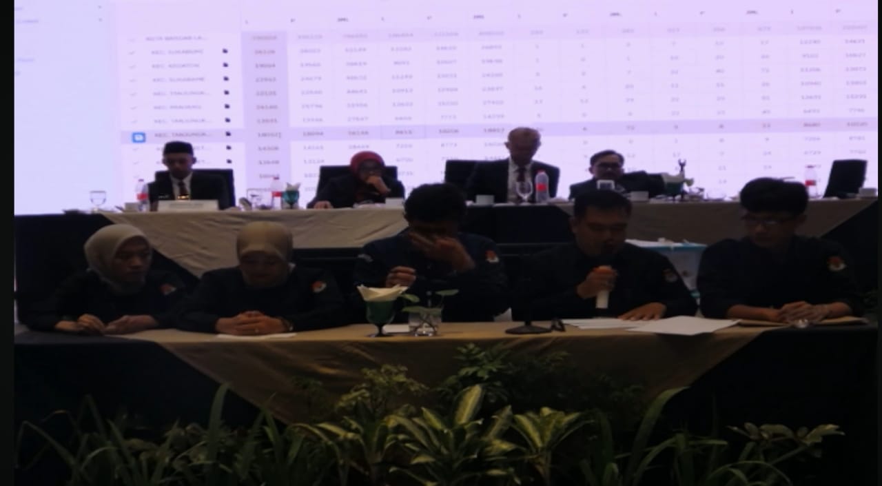 Pasangan Eva Dwiana-Deddy Amarullah Resmi Menangi Pilkada Bandar Lampung 2024