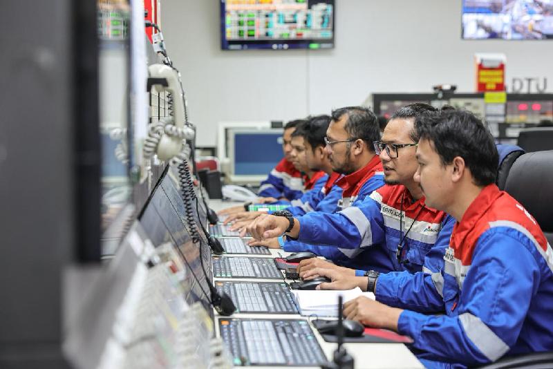 Tak Mudik Demi Negeri, Kisah Perwira Pertamina di Kilang Balongan