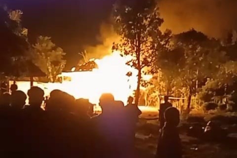 Kebakaran Hanguskan Rumah Panggung di Pekon Bahway