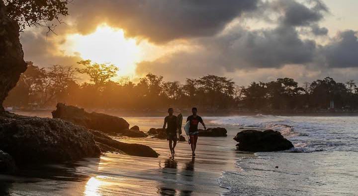 Batu Karas, Surga Tersembunyi di Selatan Pangandaran Jawa Barat