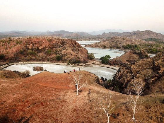 Pesona Bukit Tuamese, Raja Ampat Mini di Timor dengan Panorama Senja Memukau