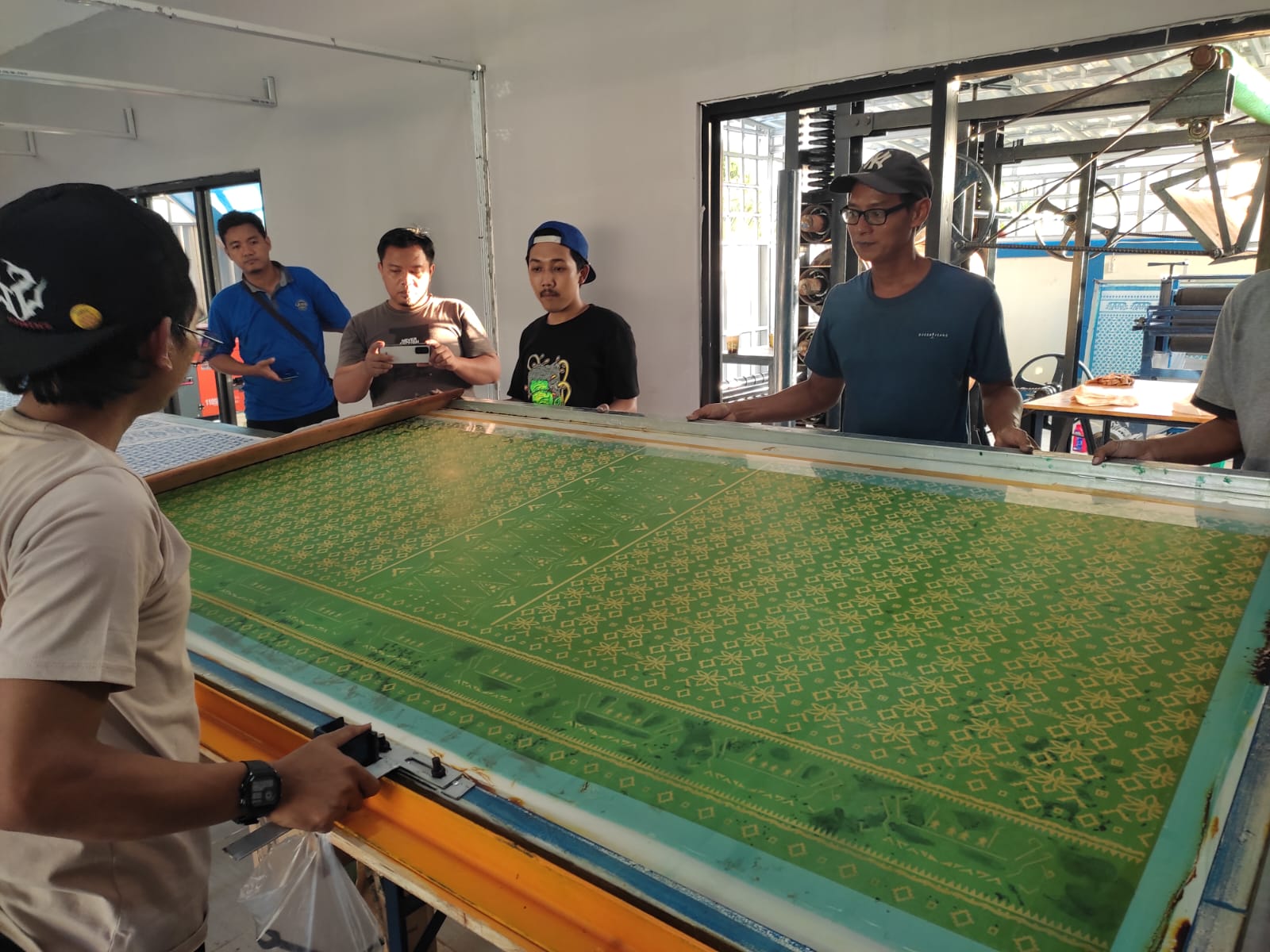 Pesisir Barat Miliki Industri Batik Tidak Perlu ke Solo Untuk Buat Batik