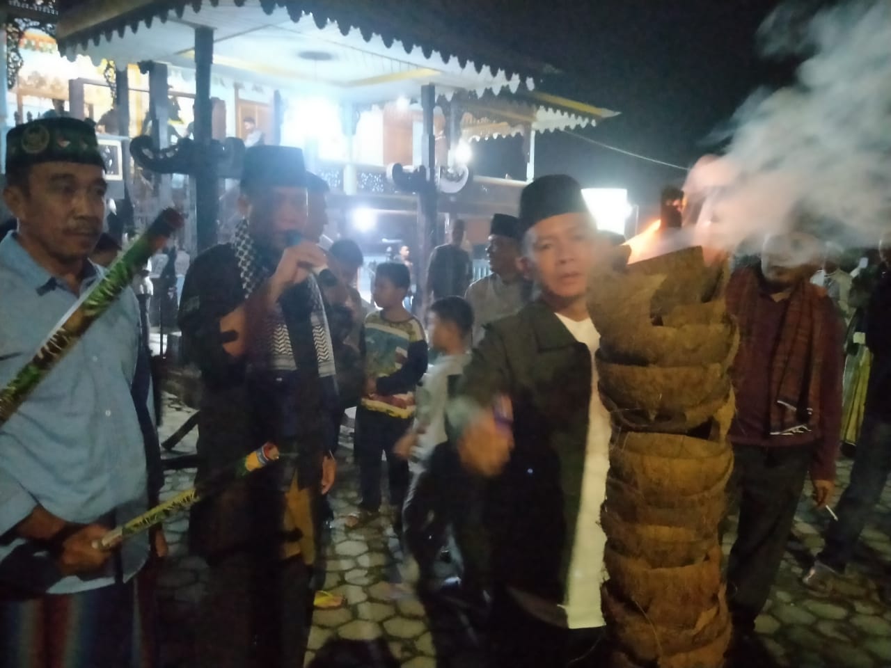 Malaman Pitu Likukh, Tradisi Masyarakat Lampung Barat Menyongsong Hari Kemenangan