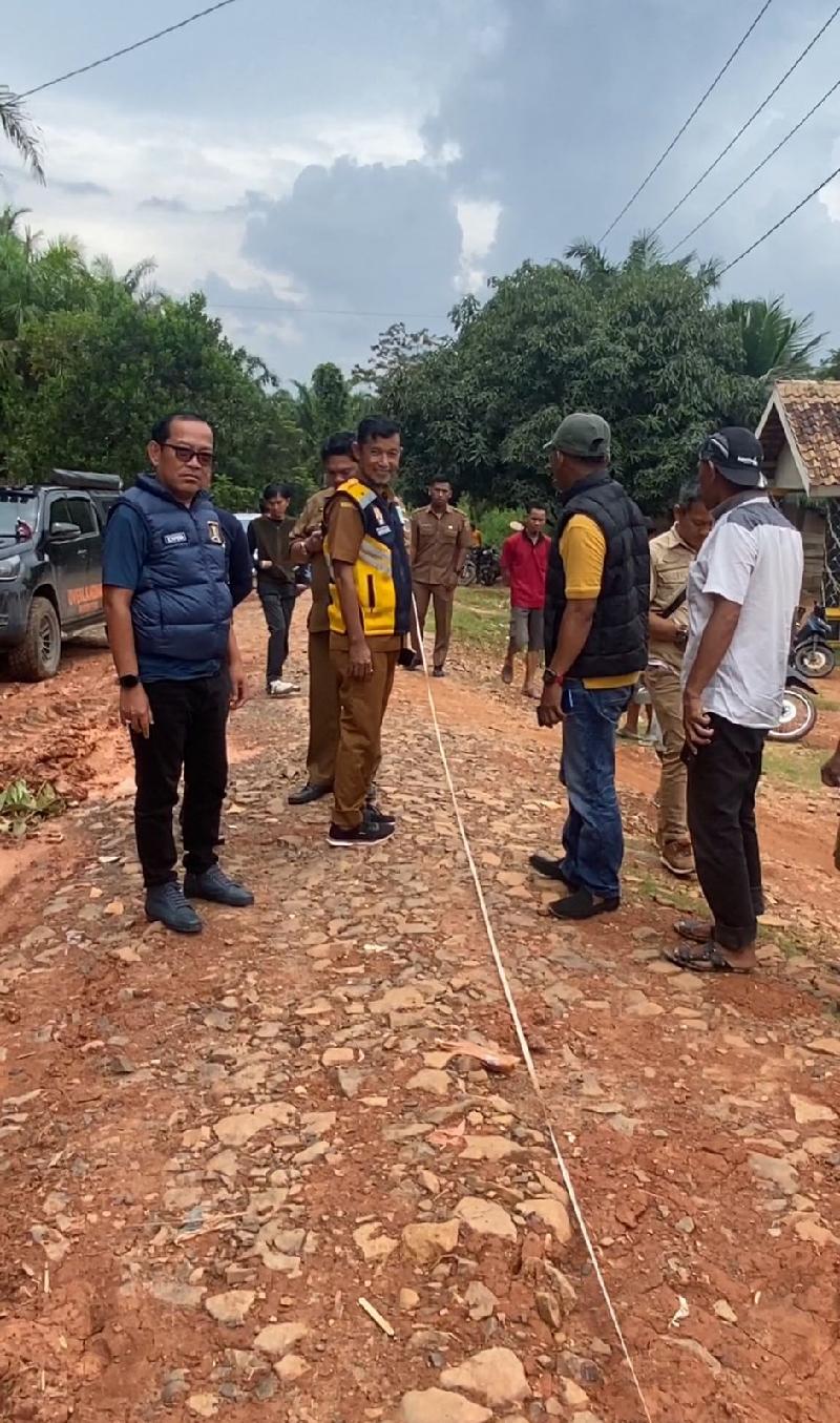 Jalan Rusak Viral di Way Kanan, DPRD Lampung Dorong Perbaikan Sementara