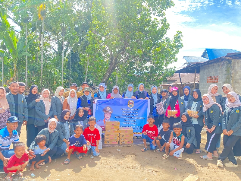 Empat Truk Bantuan Kemanusiaan dari Bandar Lampung Tiba di Sumatera Barat