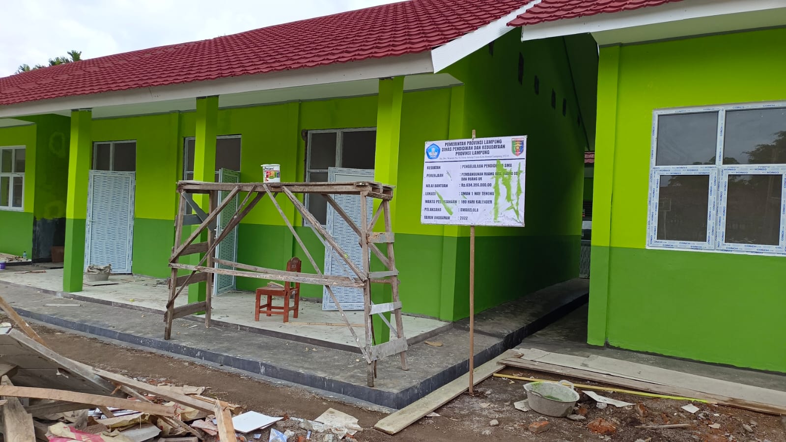 Pembangunan Gedung SMAN 1 Waytenong Ditarget Selesai Desember