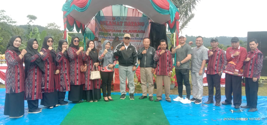 Kadisdikbud Apresiasi Kemeriahan FLS2N dan KOSN SD Kecamatan Gedung Surian