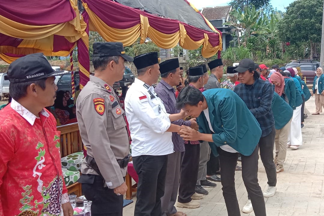 Perpisahan 69 Mahasiswa KKN UNILA di Kecamatan Pagardewa Penuh Haru 