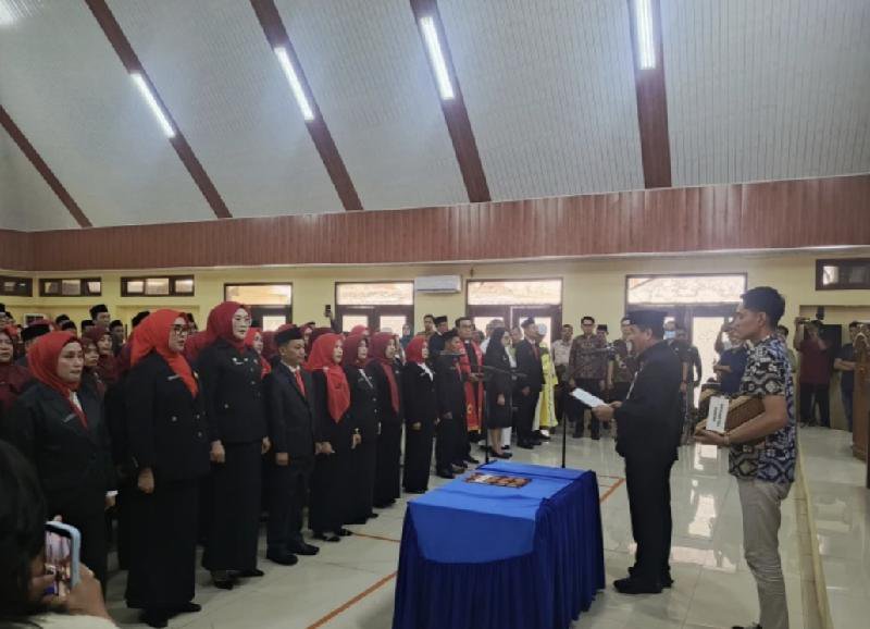 Disdikbud Lampung Lantik 98 Kepala Sekolah, 18 Jabatan Masih Menunggu Aturan BKN