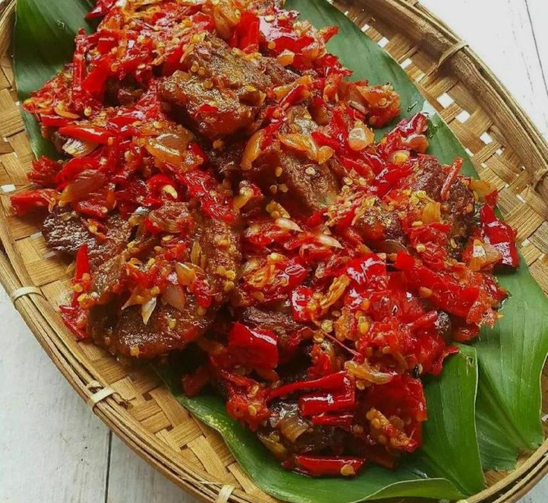 Dendeng Balado dan Batokok, Kuliner Khas Minangkabau dengan Cita Rasa Ikonik
