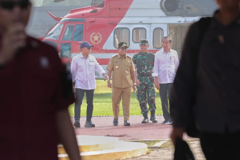 Pj Gubernur Samsudin Sambut Kedatangan Presiden Jokowi