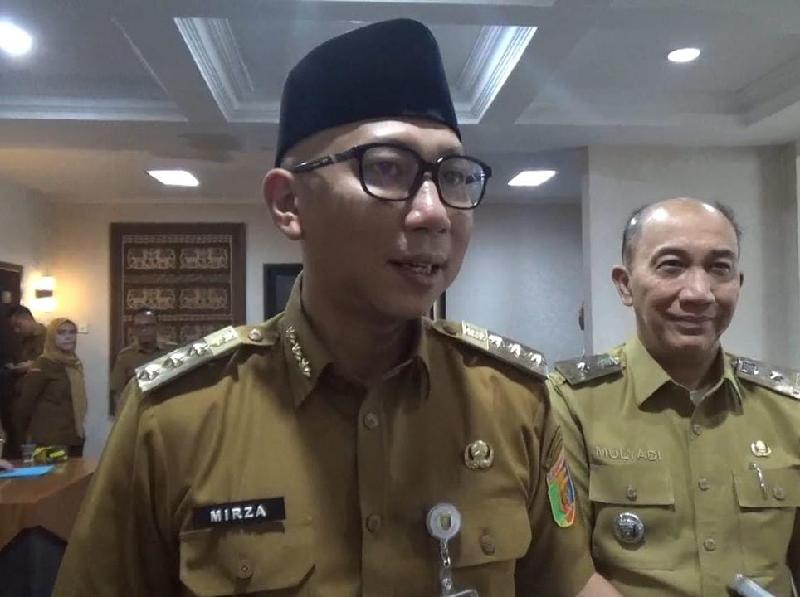 Rapat Evaluasi MBG, Gubernur Mirza Tekankan SOP dan Integrasi Program Daerah