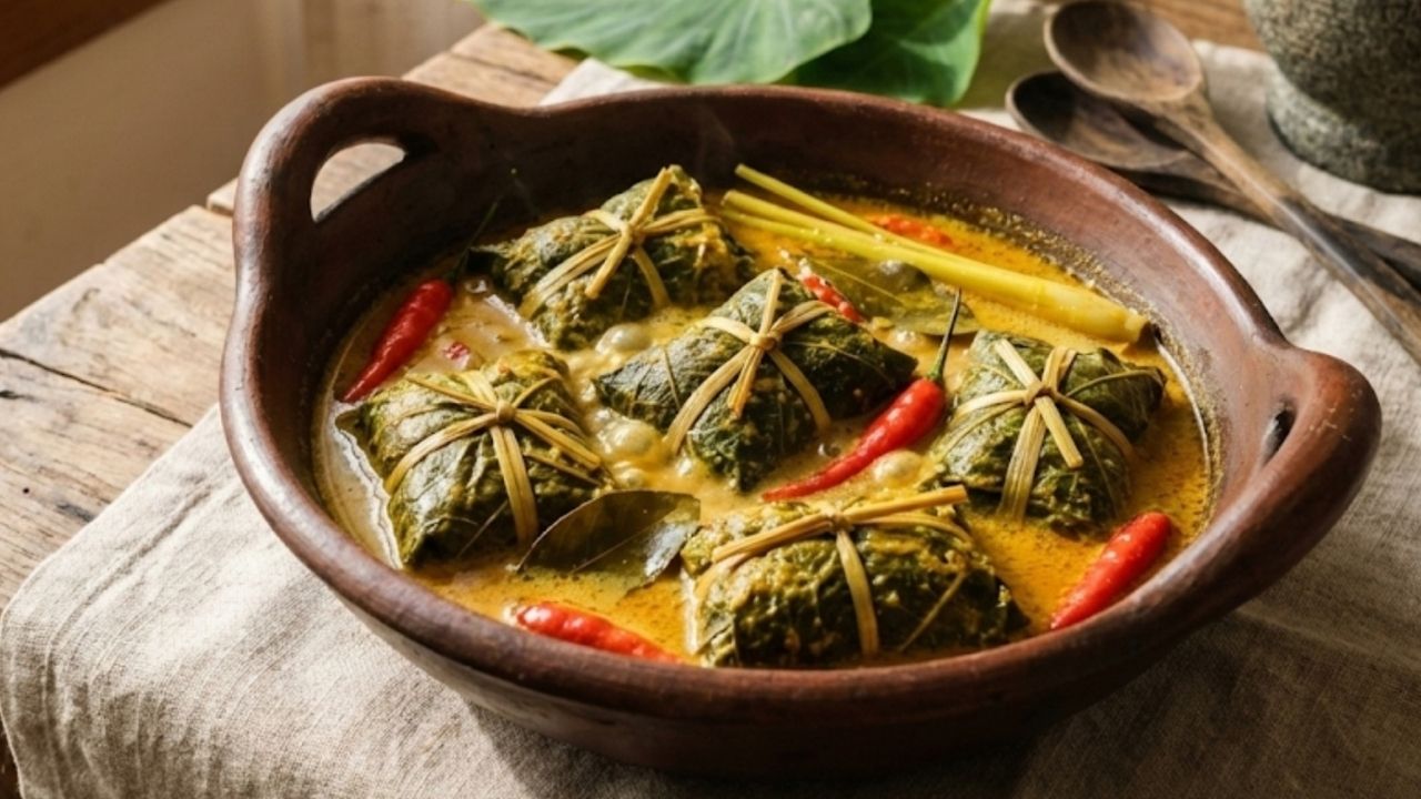 Buntil Daun Talas, Kuliner Tradisional Jawa yang Kaya Rasa dan Sarat Makna