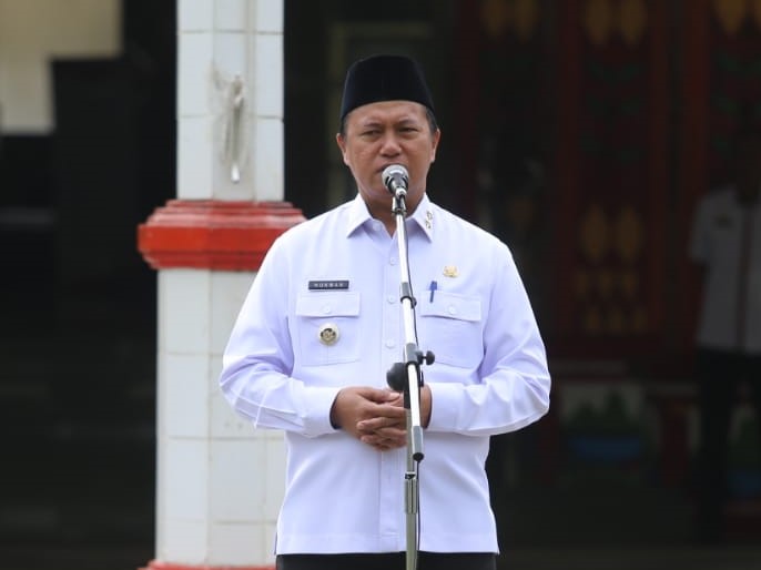 Pj Bupati Lampung Barat Nukman Tekankan ASN untuk Tingkatkan Disiplin dan Patuhi Aturan 