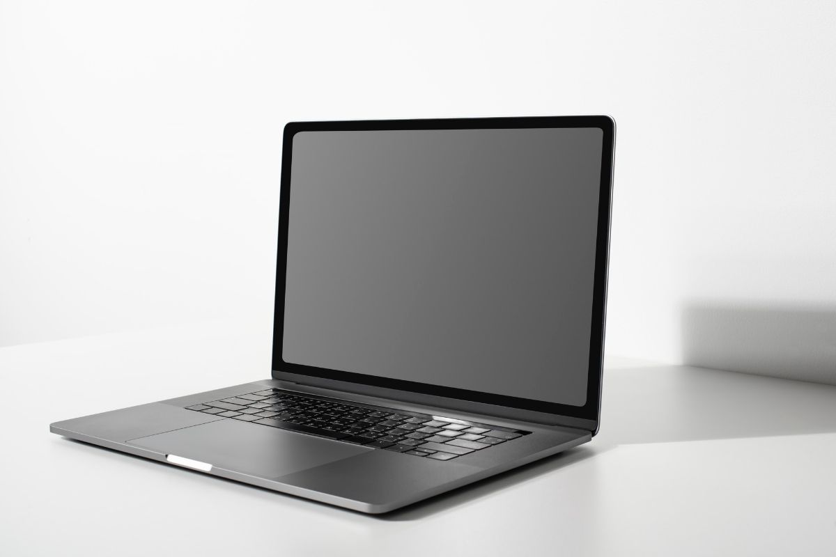 Soal Pengadaan Laptop di Disdikbud Pesbar, Sudah Sesuai Aturan