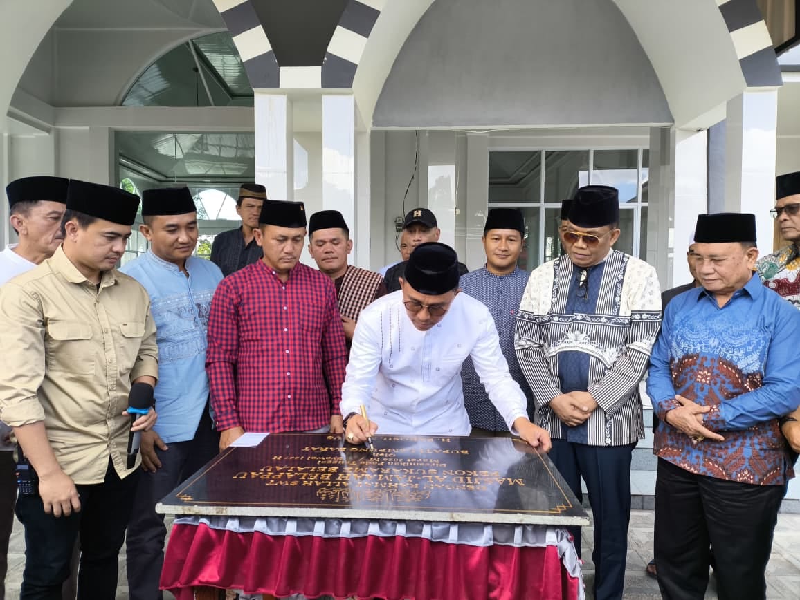 Simbol Gotong Royong, Parosil Resmikan Masjid Al-Jamaah Belalau