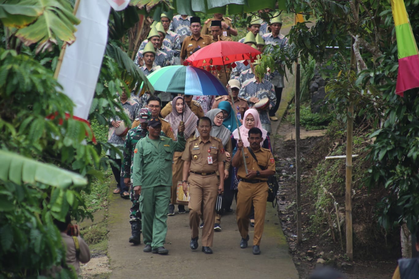 Pj Sekda Lambar Pimpin Musrenbang di Kecamatan Gedung Surian dan Air Hitam