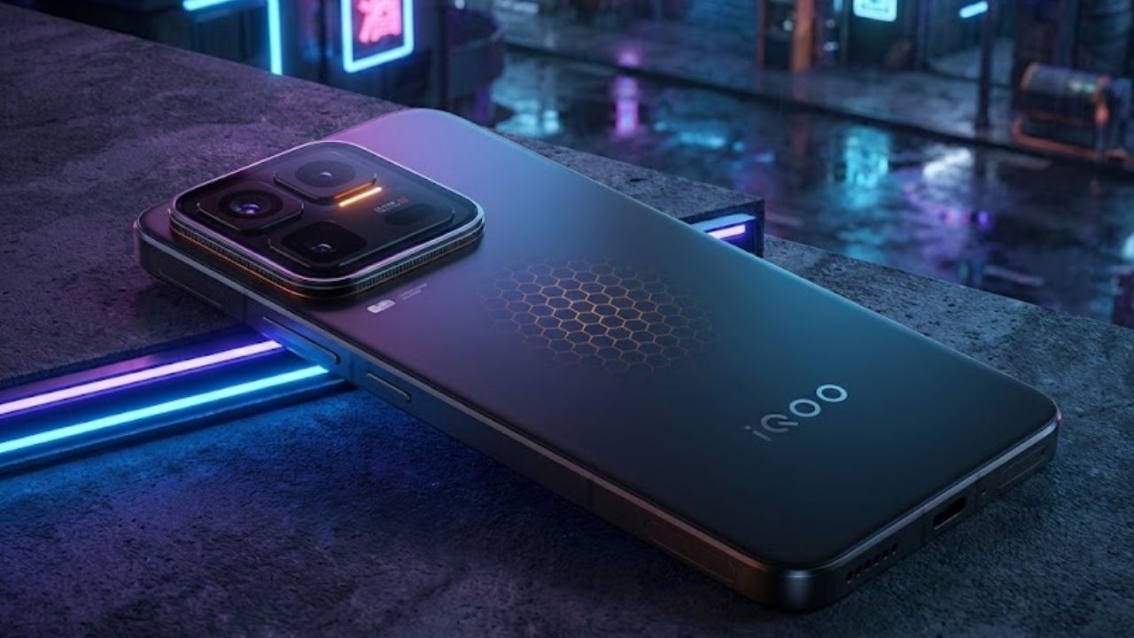 iQOO 15 Ultra: HP Gaming Monster dengan AnTuTu 4,4 Juta dan Kipas Aktif