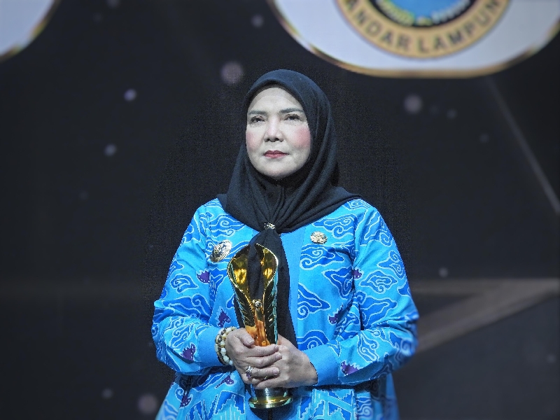 Wali Kota Bandar Lampung Kembali Raih Anugerah Pemimpin Daerah Awards 2025