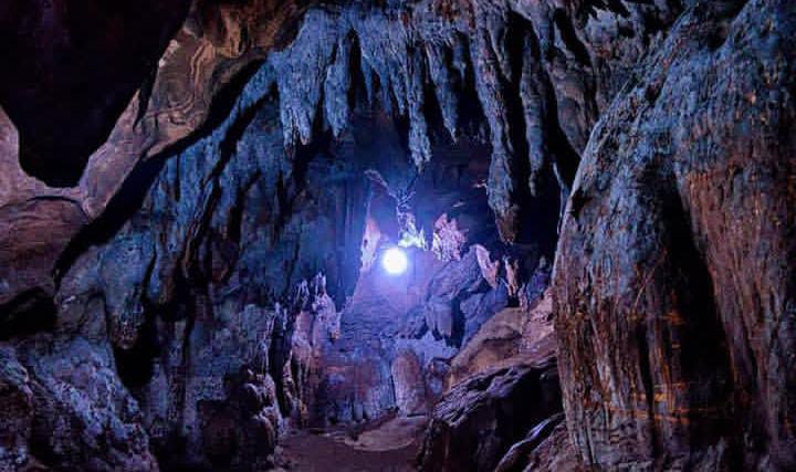 Goa Seplawan, Wisata Alam dan Sejarah di Puncak Perbukitan Purworejo