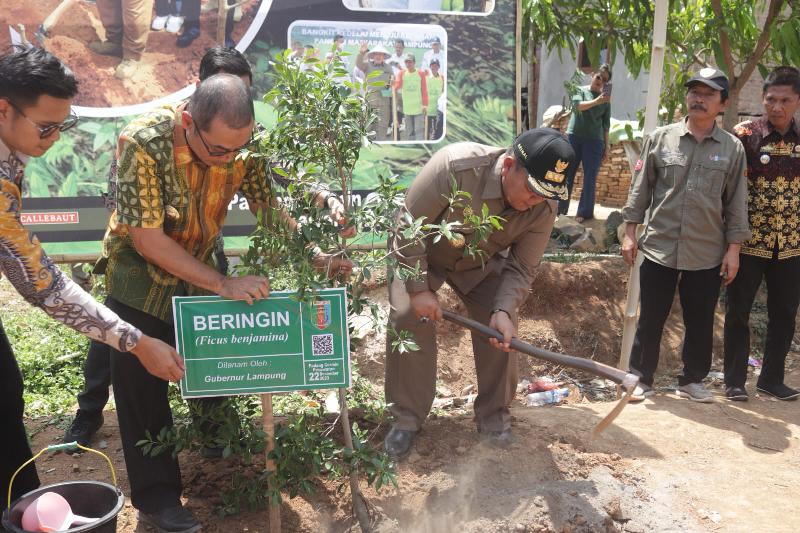Lakukan Pembinaan, Gubernur Lampung Ajak KTH Jaga Kawasan Hutan