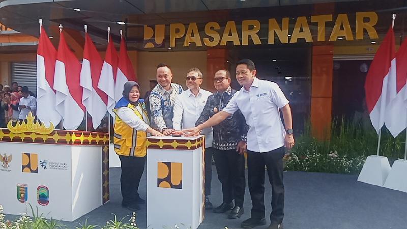 Resmikan Pasar Natar , Zulhas : Utamakan Pedagang Yang Lama 