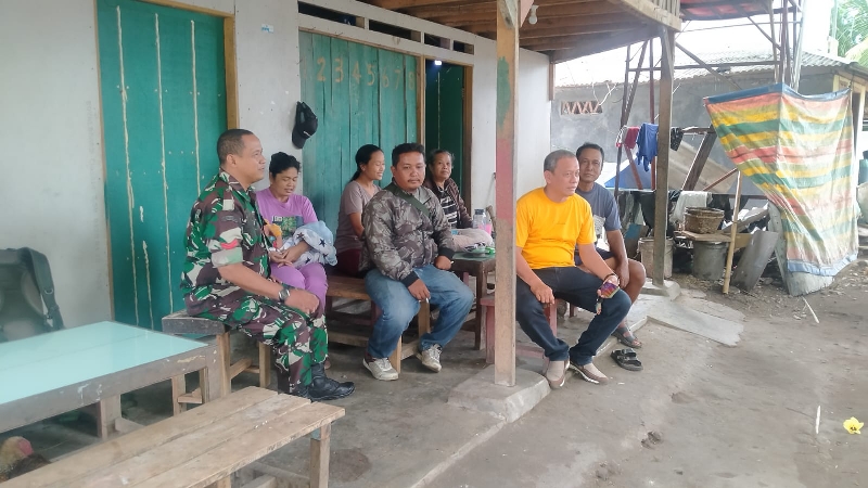 Babinsa Way Lunik Perkuat Silaturahmi dan Keamanan Lingkungan Bersama Warga