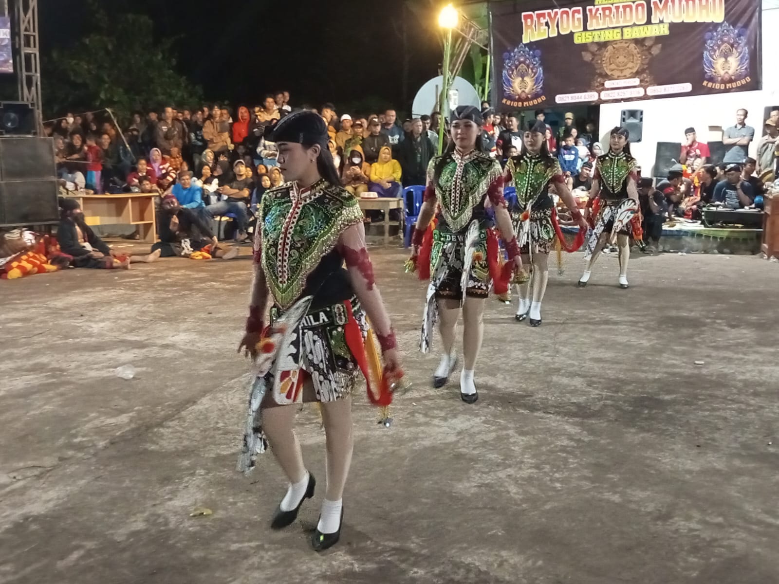 Memeriahkan HUT RI Ke-79, Pekon Pahayu Jaya Tampilkan Kesenian Reog  