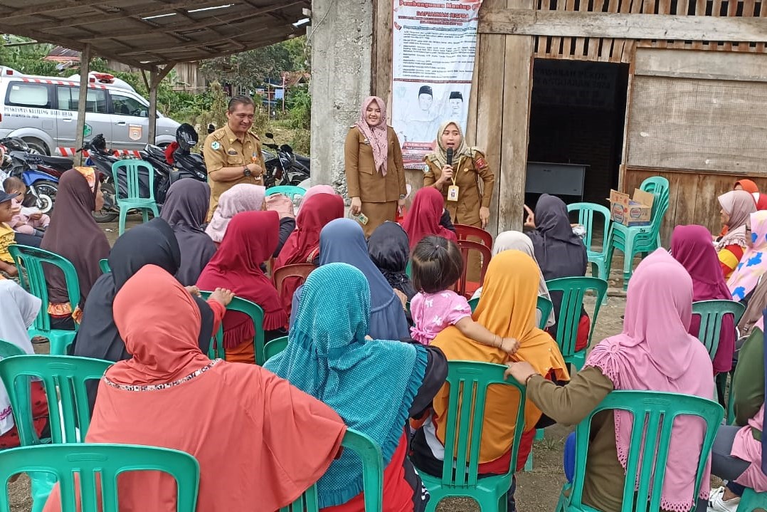 Puluhan Lansia Di Sukabumi Ikuti Senam Dan Penyuluhan Tentang Kesehatan