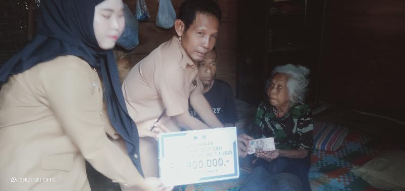 Pemdes Gedung Agung Kembali Realisasikan BLT DD Tahap Tiga Kepada 13 KPM 