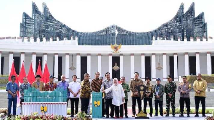 Jelang Akhir Masa Jabatan, Jokowi Resmikan Istana Negara di IKN