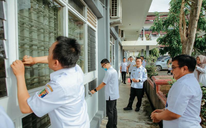 Gubernur Mirza Instruksikan Gerakan ASRI, OPD Bersih-Bersih Setiap Hari 