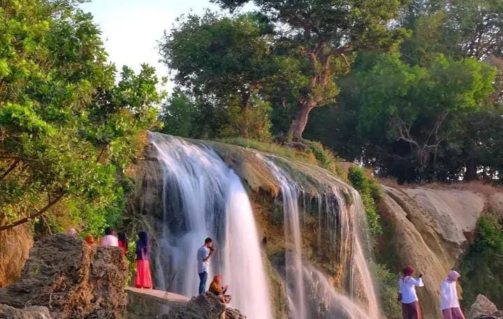 Panorama Air Terjun Toroan, Keindahan Alami di Pesisir Madura