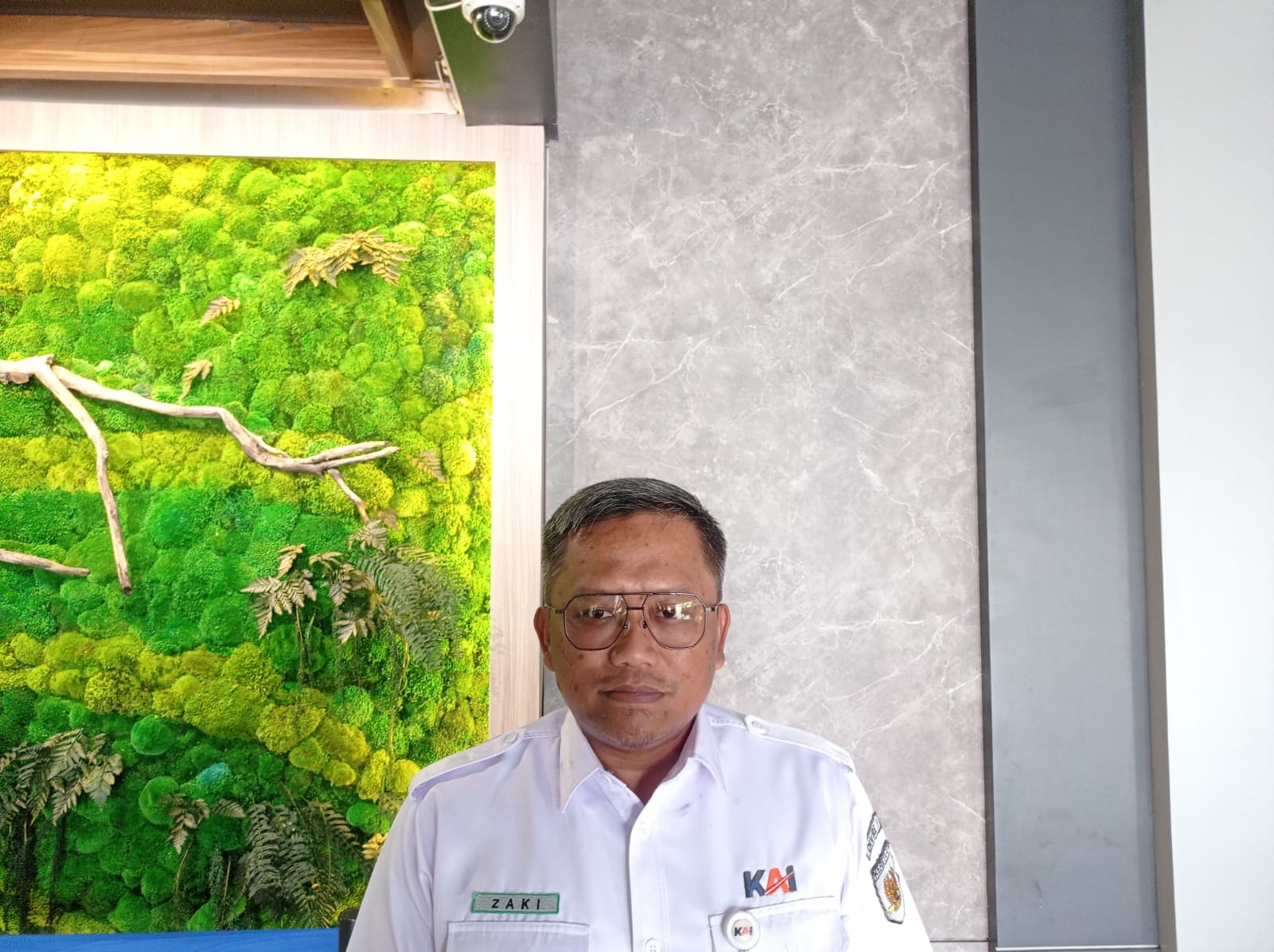 KAI Tegaskan Larangan Pemblokiran Rel dan Aturan Perlintasan Sebidang di Bandar Lampung