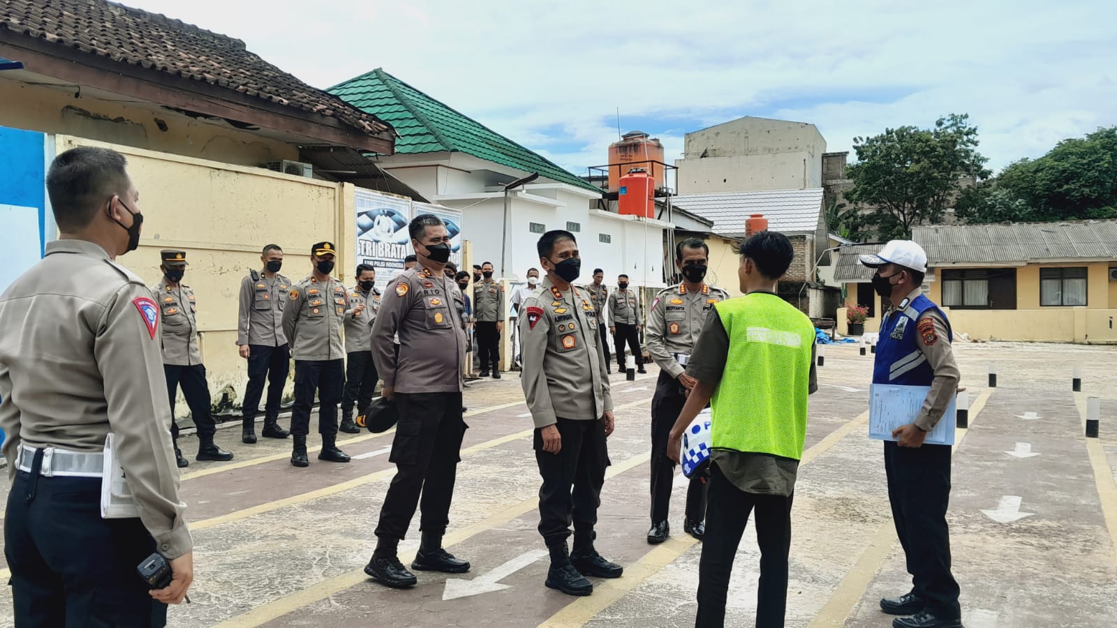 Kapolda Lampung Sidak Pelaksanaan Ujian Praktek SIM di Polres Pringsewu