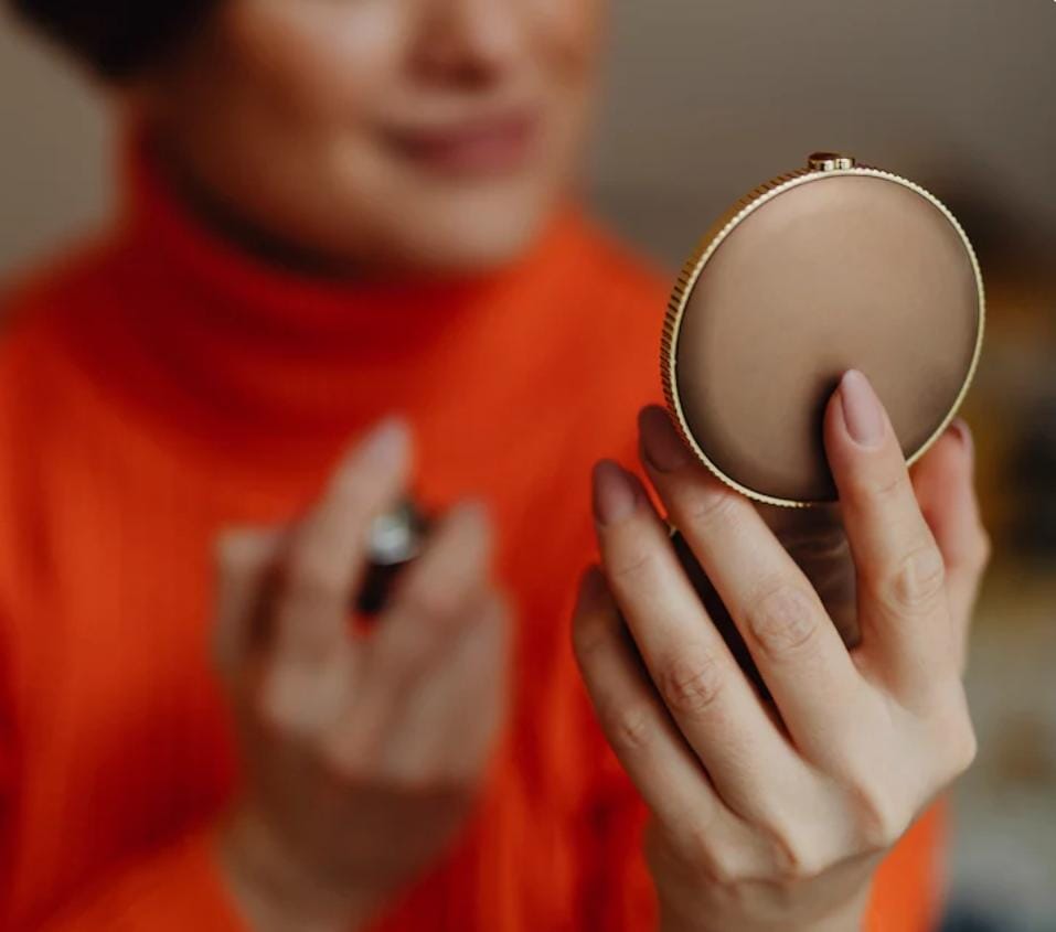 Cushion Tahan Lama untuk Cuaca Panas, Anti Luntur Seharian