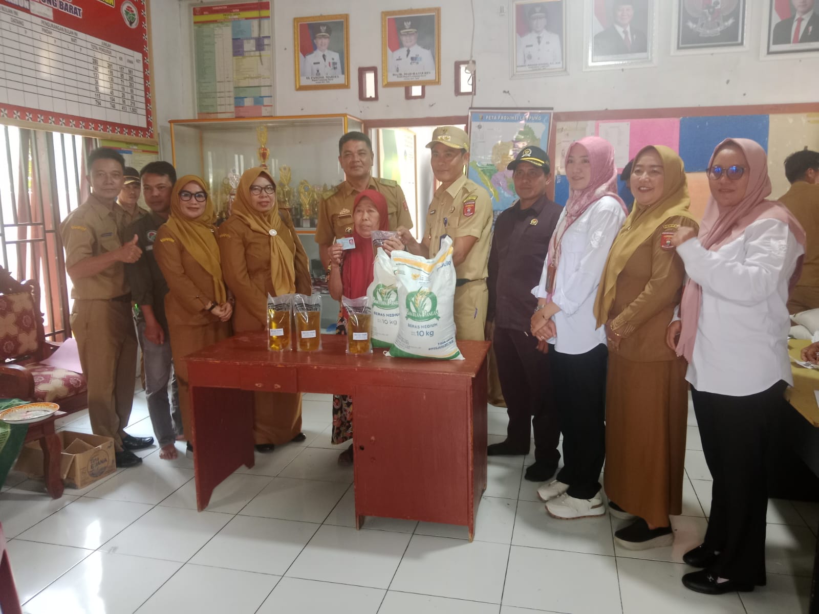 Bansos CPP dan Cek Kesehatan Gratis Digelar Bersamaan di Sukau, Warga Antusias