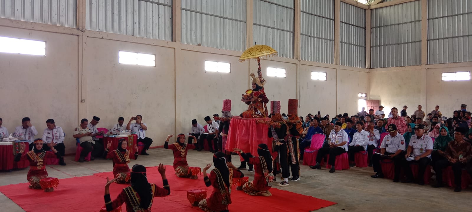 Bangga, Kesenian Tradisional Semarakkan Musrenbang di Lambar