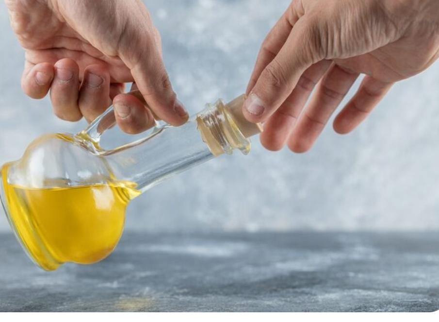 15 Manfaat Minyak But But untuk Kulit, Rahasia Herbal Alami yang Kaya Khasiat