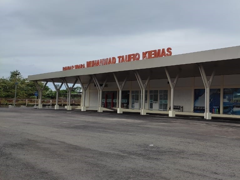 Upayakan Penerbangan Pesawat ATR di Bandara M Taufiq Kiemas