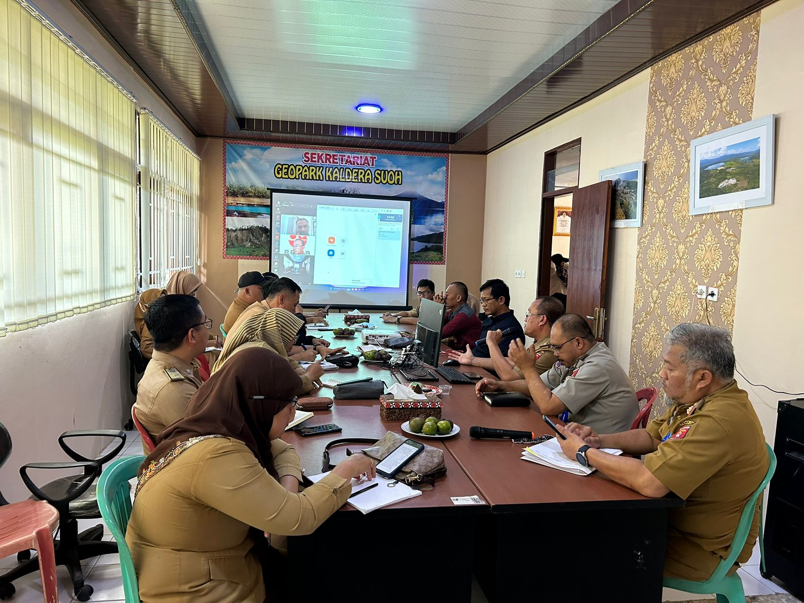 Pemkab Lampung Barat akan Kaji Pemanfaatan Air Permukaan PLTMH 