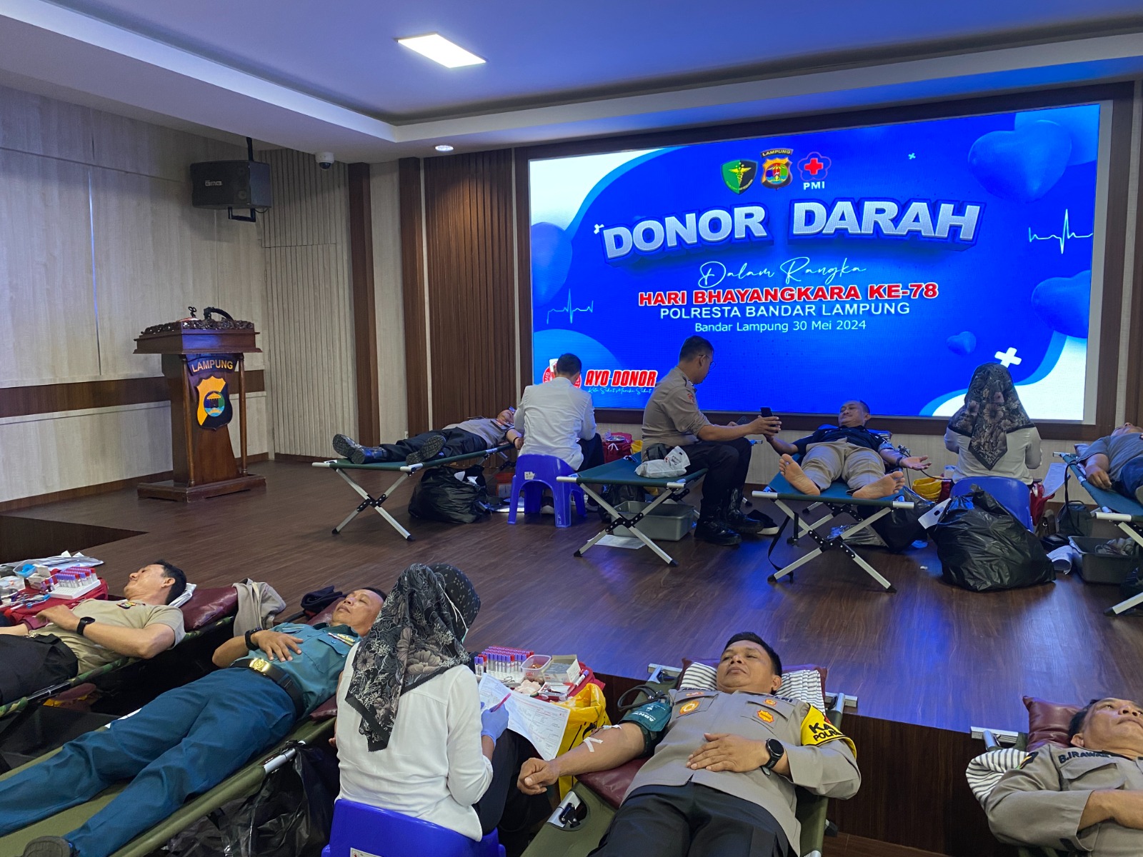 Peringati Hari Bhayangkara Ke-78, Polresta Bandar Lampung Menggelar Donor Darah