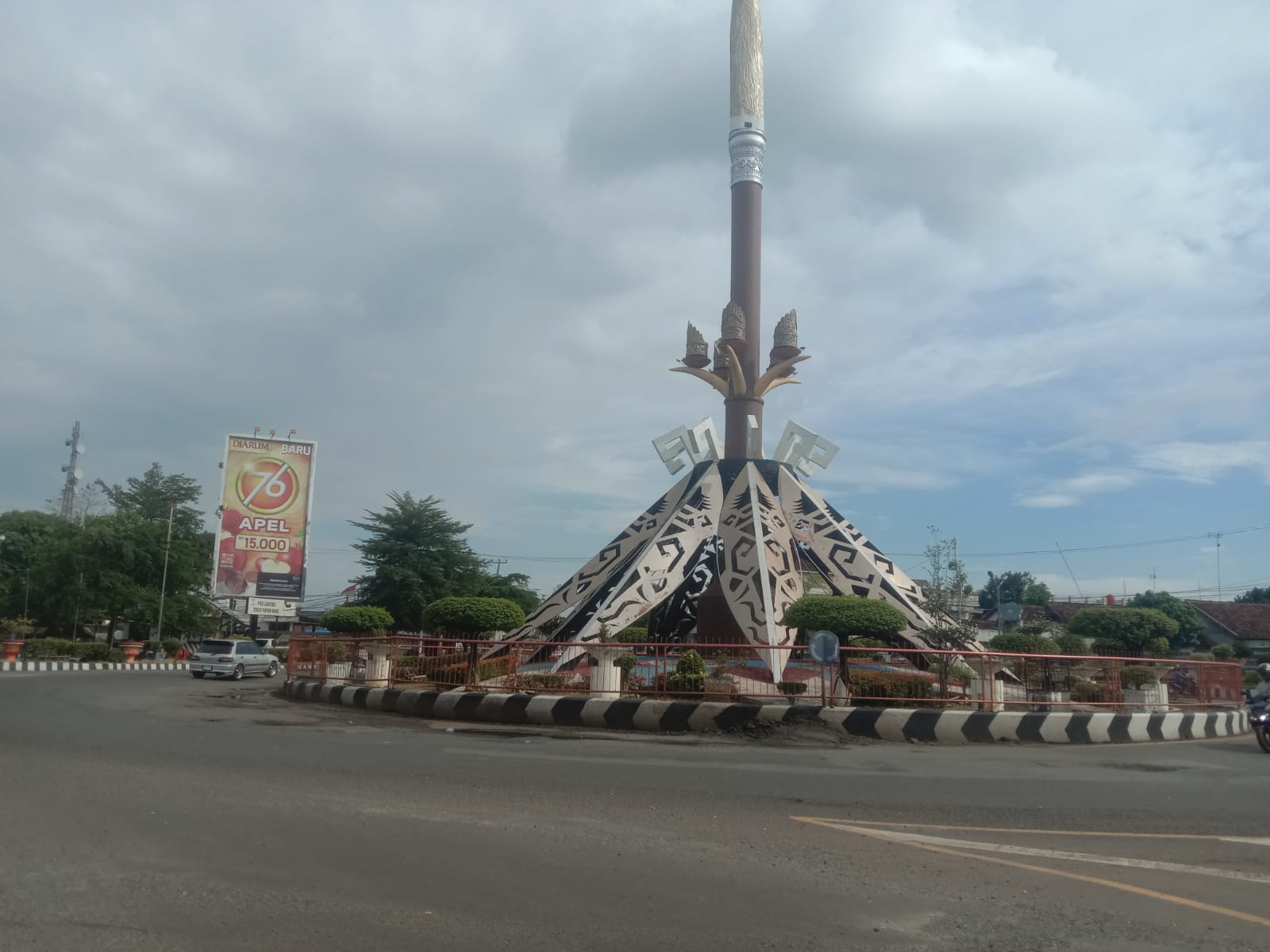 Awas! Sekitar 300 Titik Jalinsum di Lampung Utara Berlubang, Ancaman Serius bagi Pengendara