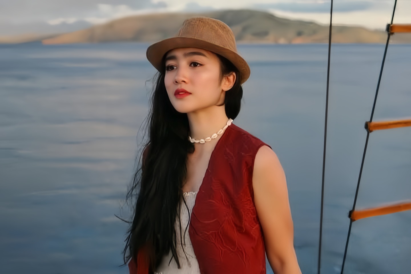 5 Artis Ternama Lulusan Universitas Indonesia, Bukti Cerdas dan Berprestasi