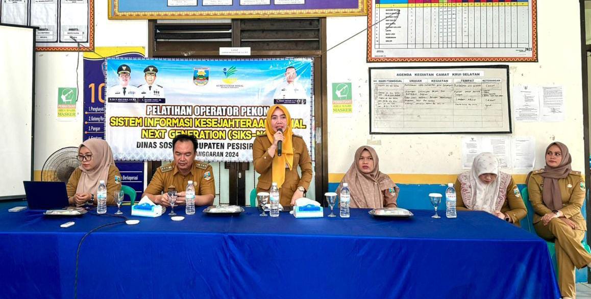 Dinas Sosial Pesisir Barat Sosialisasikan Operator Desa SIKS-NG