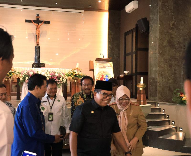 Pj Gubernur Lampung Tinjau Gereja Katedral Kristus Raja untuk Pastikan Kenyamanan Jemaat