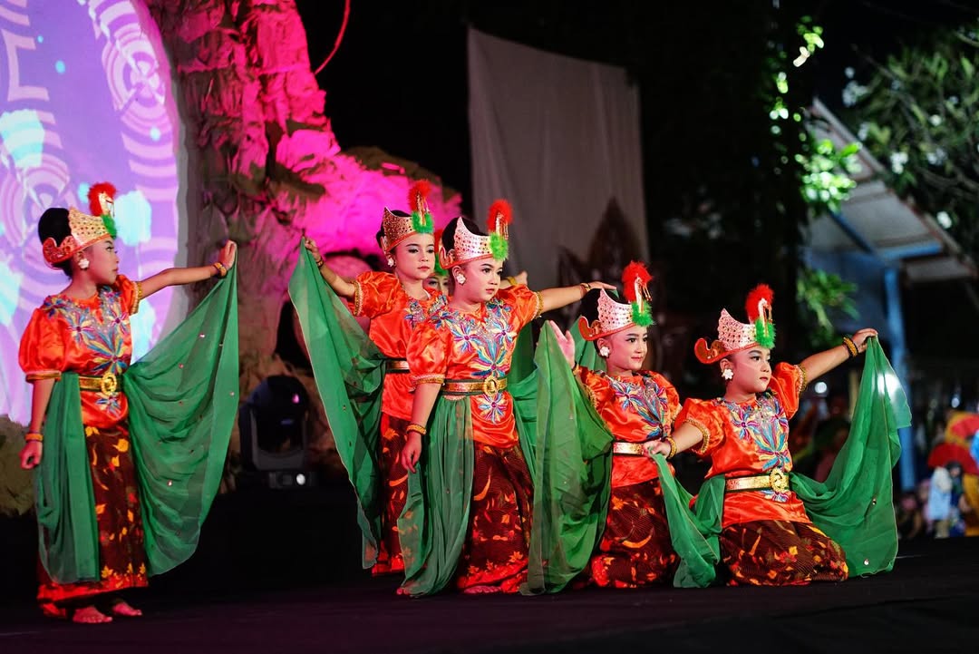 Mengenal Tari Manuk Dadali, Simbol Semangat Garuda dari Jawa Barat