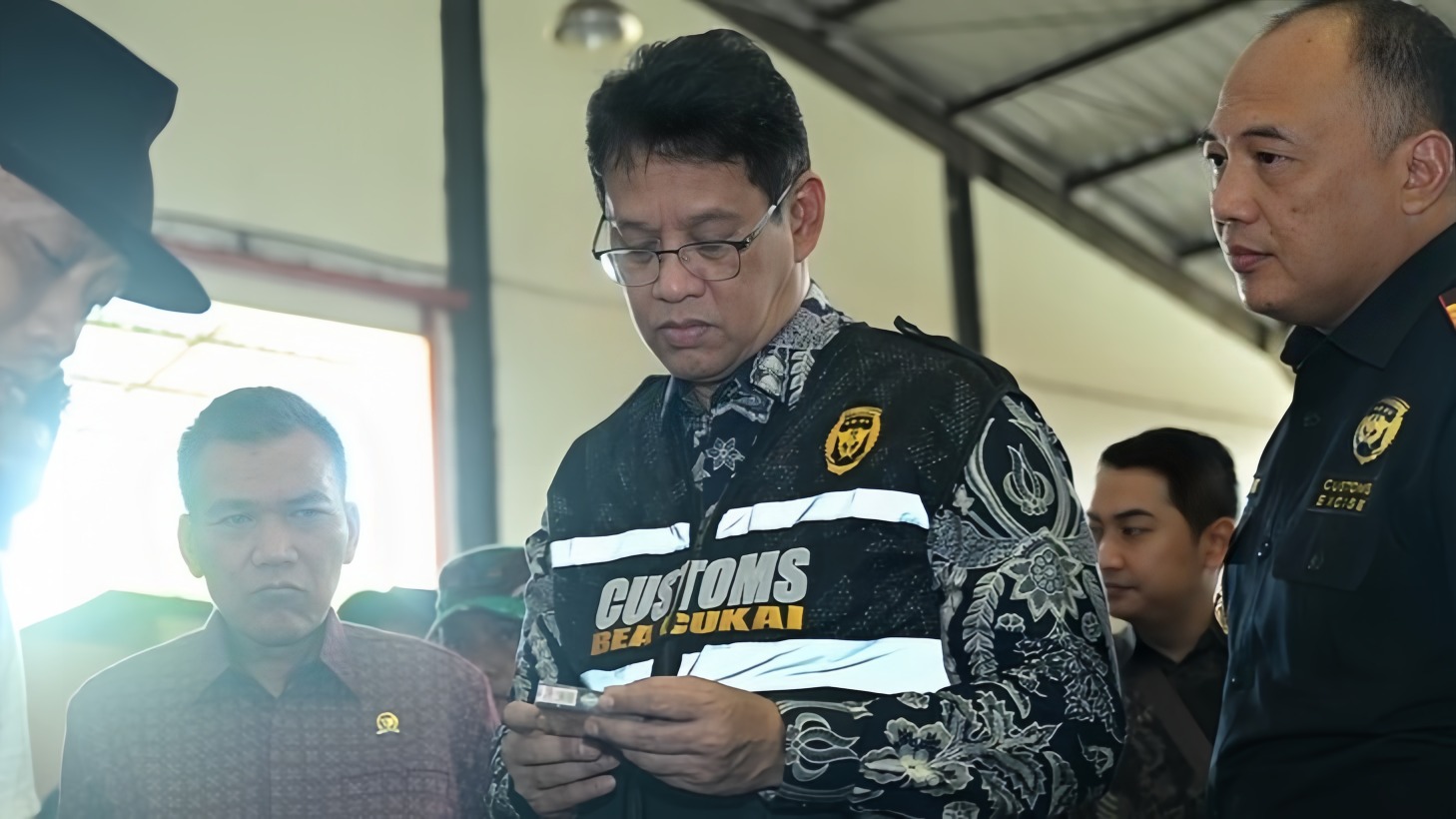 Dijewer Menteri Purbaya, Bea Cukai Baru Sadar Rokok Ilegal
