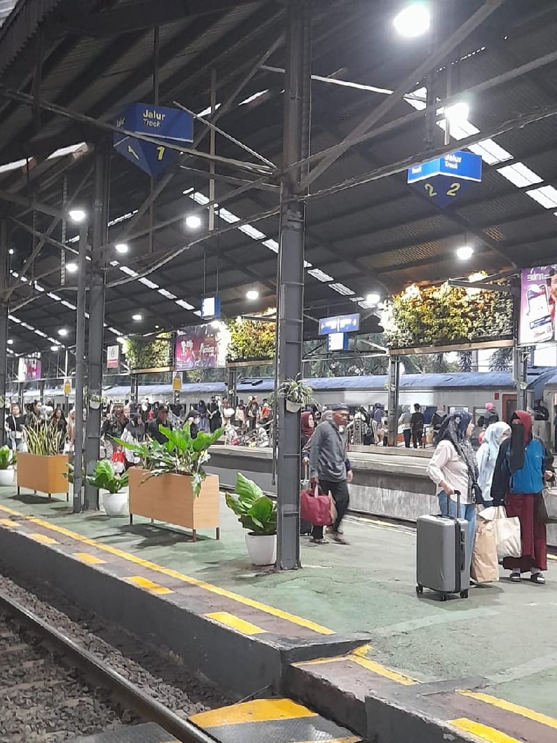 Libur Panjang Maulid Nabi, KAI Divre IV Tanjung Karang Catat Kenaikan Penumpang 5%