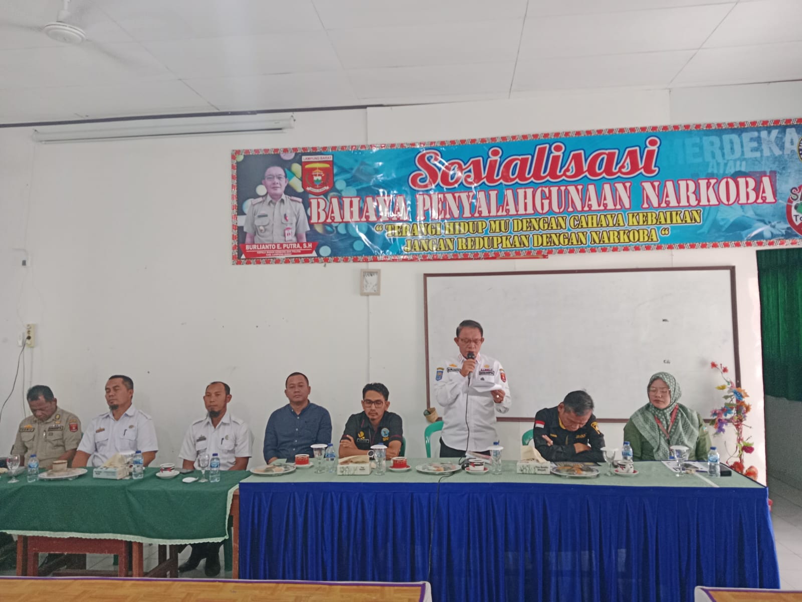Bakesbangpol Lampung Barat Gelar Sosialisasi Bahaya Narkoba di SMAN 1 Sukau